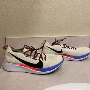 Nike zoom fly flyknit